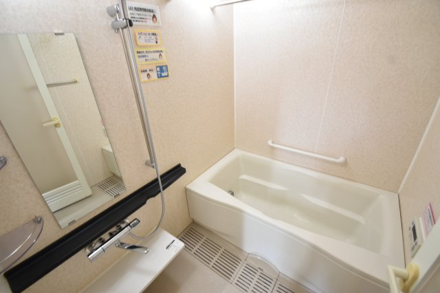 グランド・ルー博多南ガーデネッセの浴室