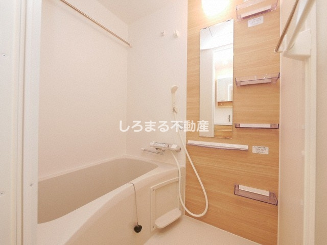 セレニテ日本橋プリエの浴室