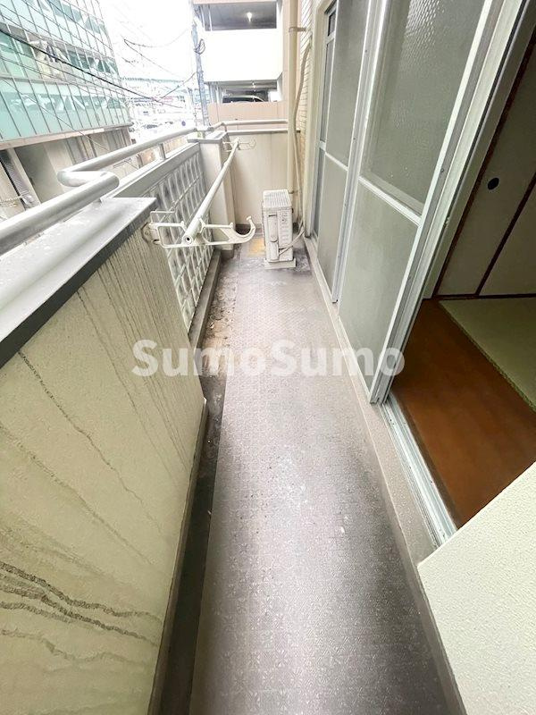 駅東レジデンスの独立洗面台