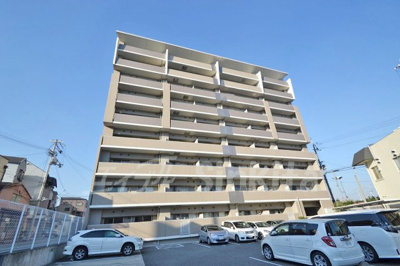 【外観】 | ウィスタリア三国