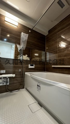 ダイアパレス鳩ヶ谷本町の浴室|コンパクトで使いやすいお風呂です