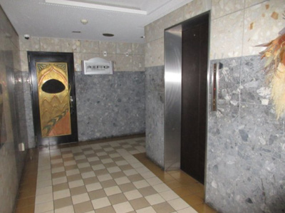  | 日宝シオン西新地 | 2階エレベーターフロアー