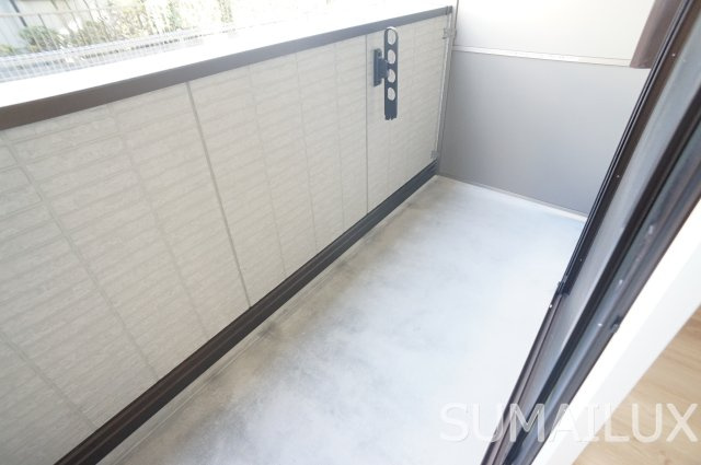 アクアフェリーチェB棟のバルコニー