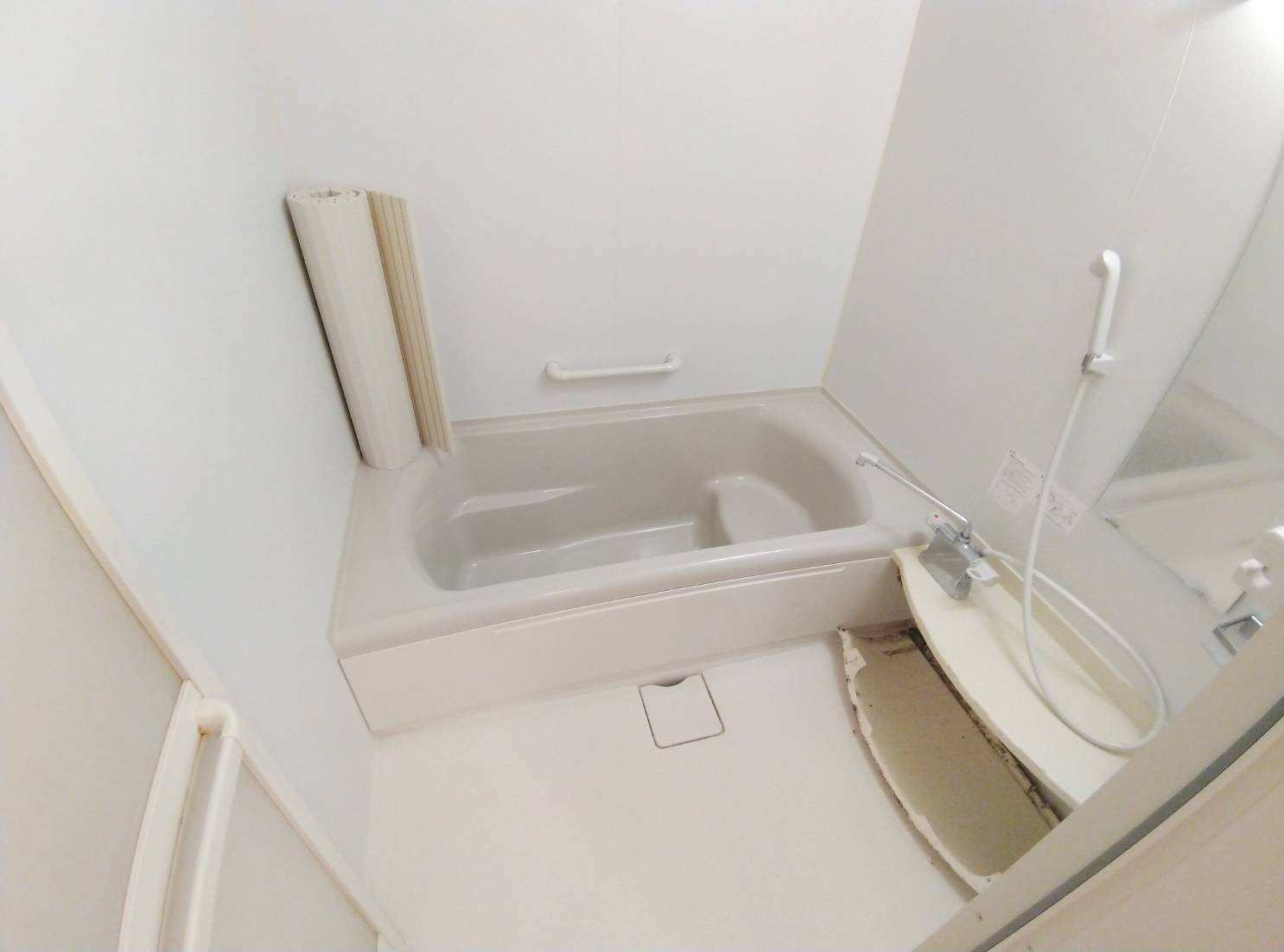 ベルリード昭和中央の浴室