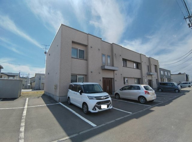 ベルリード昭和中央の駐車場