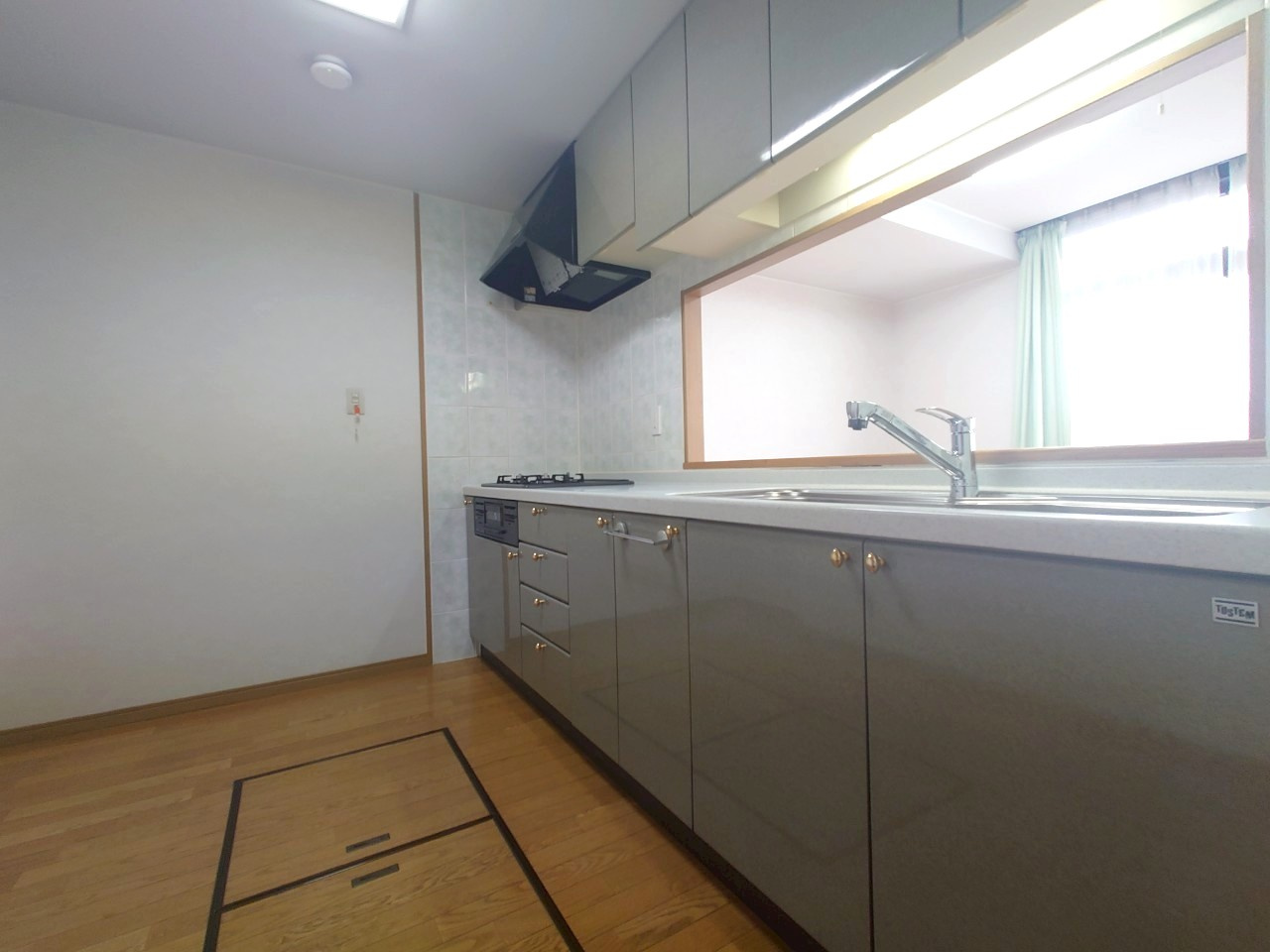 ◆２０２５年６月リフォーム完了◆リビング広々１８帖の３ＬＤＫ◆全居室収納付き◆ルネス・ピース醍醐のキッチン|キッチン
