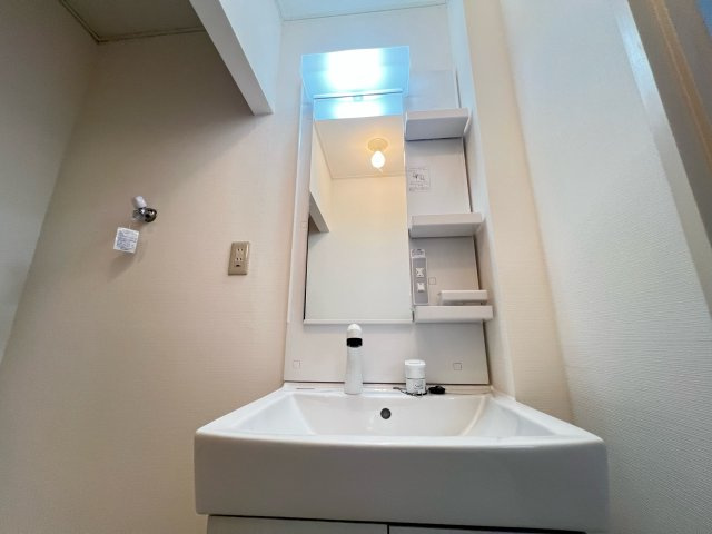 DAC一橋の洗面所