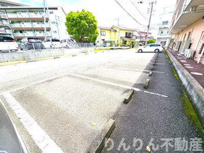 【駐車場】 | アマ・デトワールⅠ | カースペースがあります