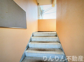 【エントランス】 | ゆとりのあるエントランスです