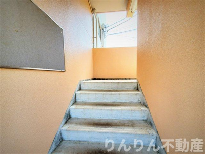 【エントランス】 | アマ・デトワールⅠ | ゆとりのあるエントランスです