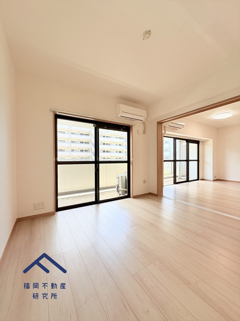西福岡マリナタウンウェーブコースト8番館の洋室