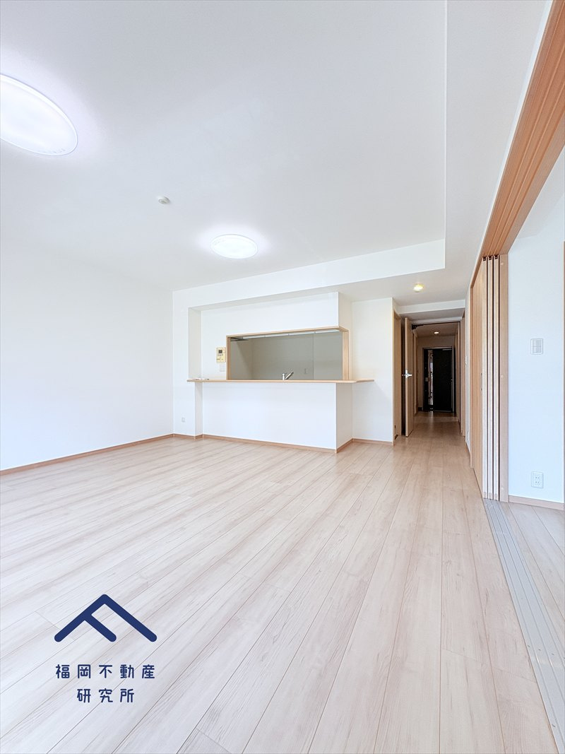 西福岡マリナタウンイーストコート8番館の居間・リビング