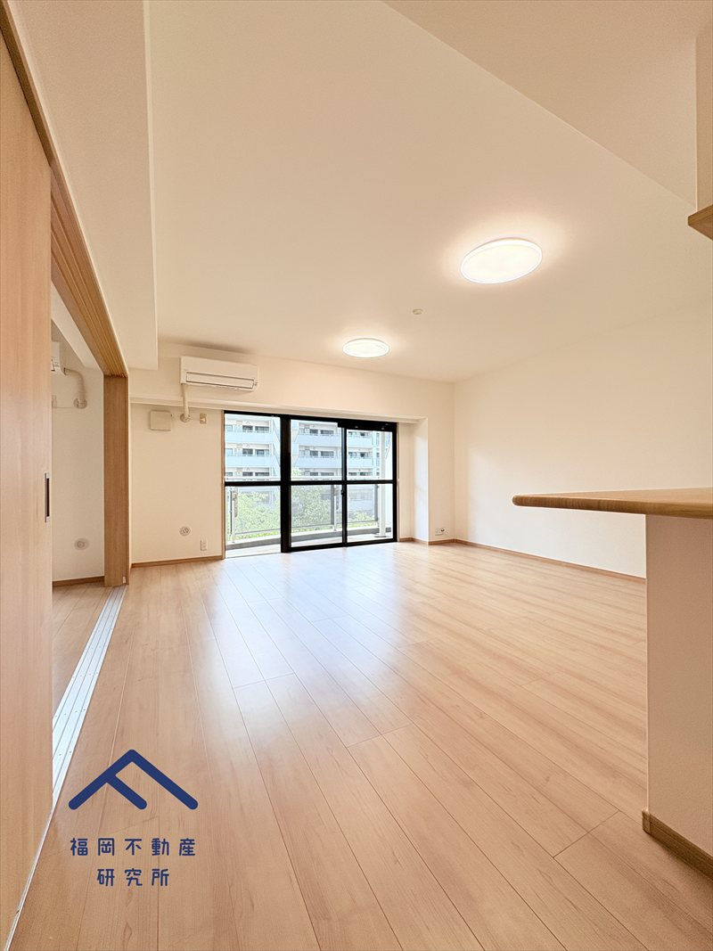 西福岡マリナタウンイーストコート8番館の居間・リビング