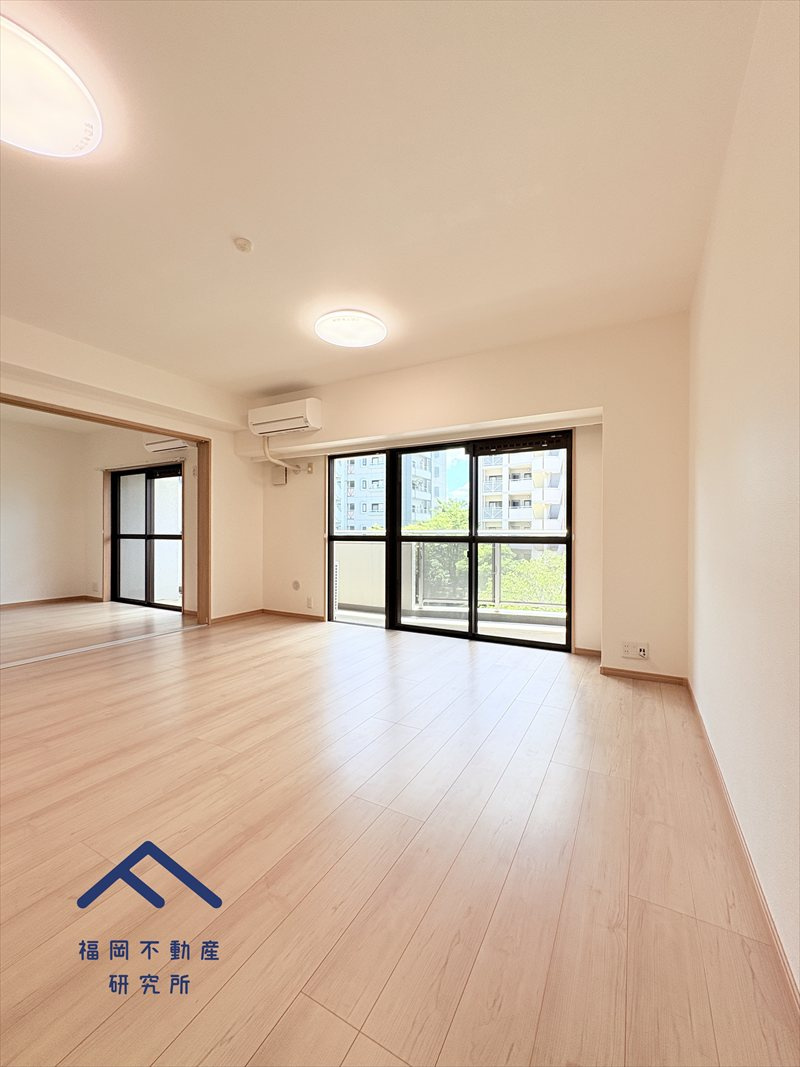 西福岡マリナタウンイーストコート8番館の居間・リビング