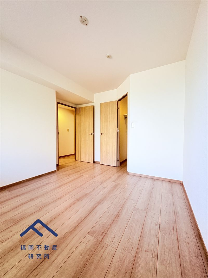 西福岡マリナタウンウェーブコースト8番館の洋室
