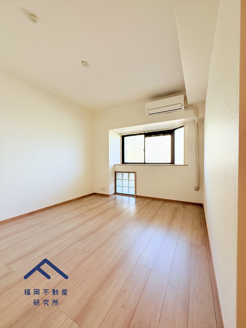 西福岡マリナタウンウェーブコースト8番館の洋室