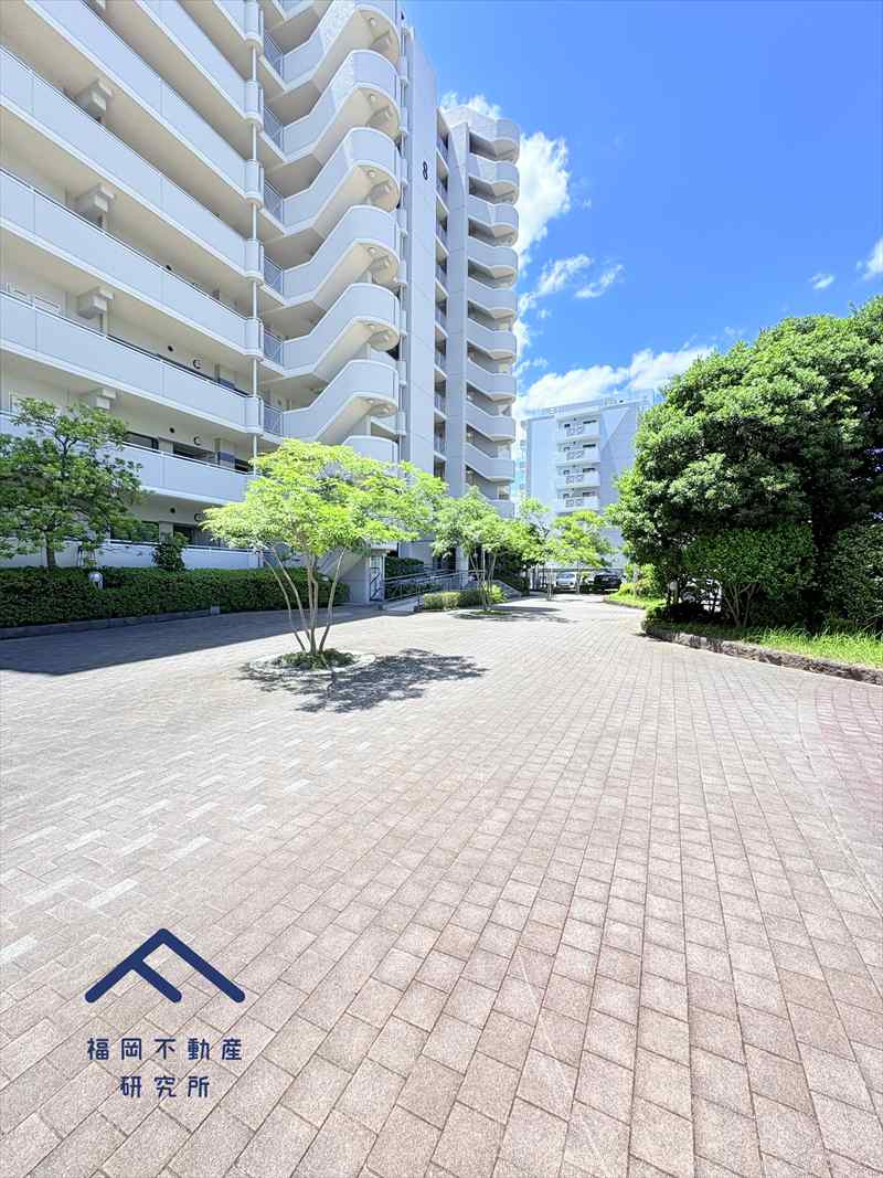 西福岡マリナタウンウェーブコースト8番館の周辺