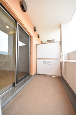 【バルコニー】 | インベスト神戸エアフロント