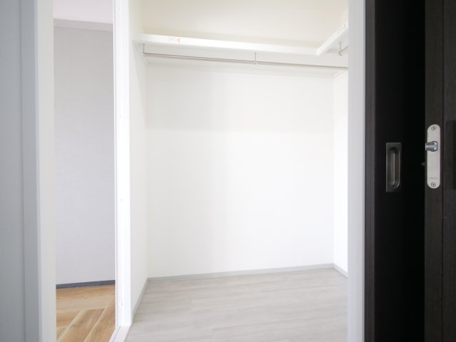 岡山スタービルの収納|※写真は別の部屋のものです。