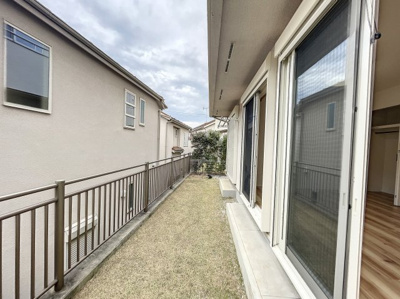 【庭】 | 梶ヶ谷6丁目戸建て | 1階庭スペース