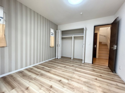 【洋室】 | 梶ヶ谷6丁目戸建て | 洋室約7.1帖