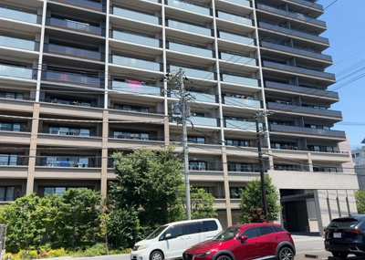 【外観】 | ルネ本厚木 | マンションの外観は非常に重要なポイントです！外観の善し悪しは資産価値に大きな影響を与えます。外観のいいマンションを購入することで、高値で売却がしやすく、買い手が見つかりやすいというメリットがあります。