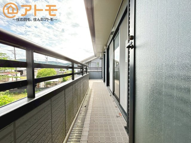 【バルコニー】 | 藤枝市岡部町内谷　中古戸建