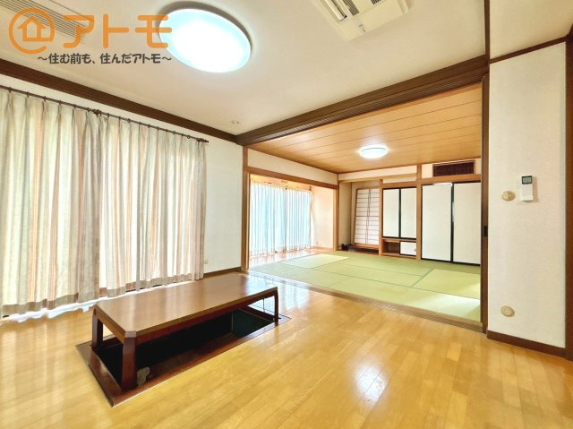 【居間・リビング】 | 藤枝市岡部町内谷　中古戸建
