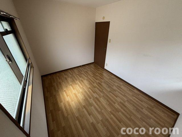 シャルメの洋室