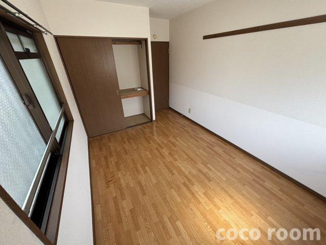 シャルメの洋室