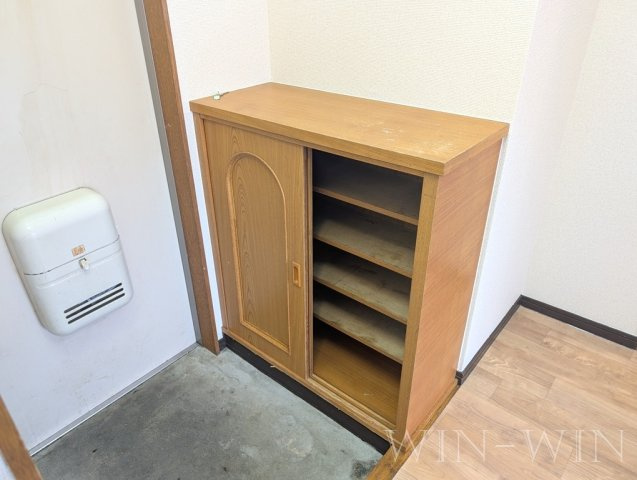 パークサイド西小鷹野 Ⅱの玄関