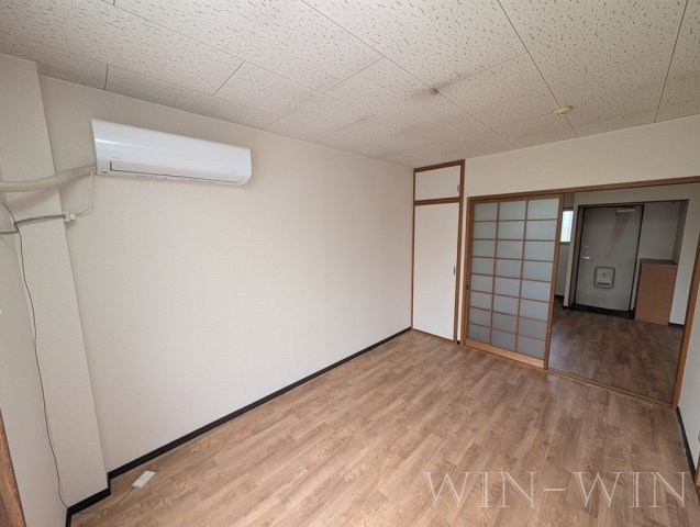 パークサイド西小鷹野 Ⅱの居間・リビング