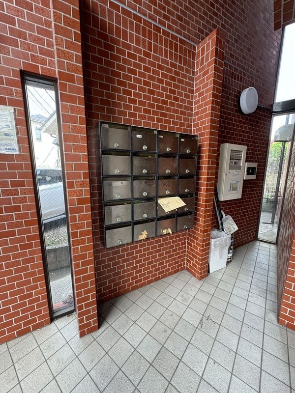 マンションサトウのロビー