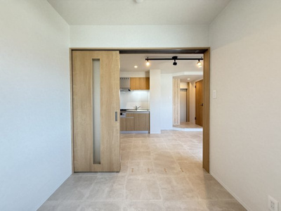 【洋室】 | Royal Maison 城東