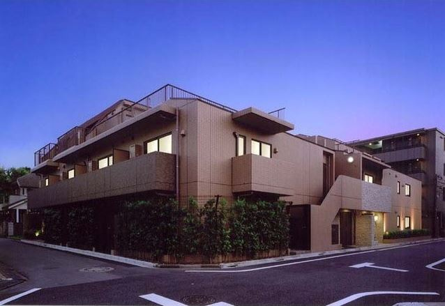 ラクラス下井草の外観