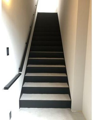 プレミアータⅨの玄関