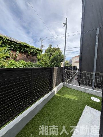 茅ヶ崎市松が丘1丁目　新築戸建の庭|お庭で自由な時間を過ごせます