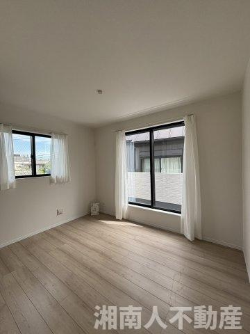 茅ヶ崎市松が丘1丁目　新築戸建の洋室|コンパクトで使いやすい洋室です