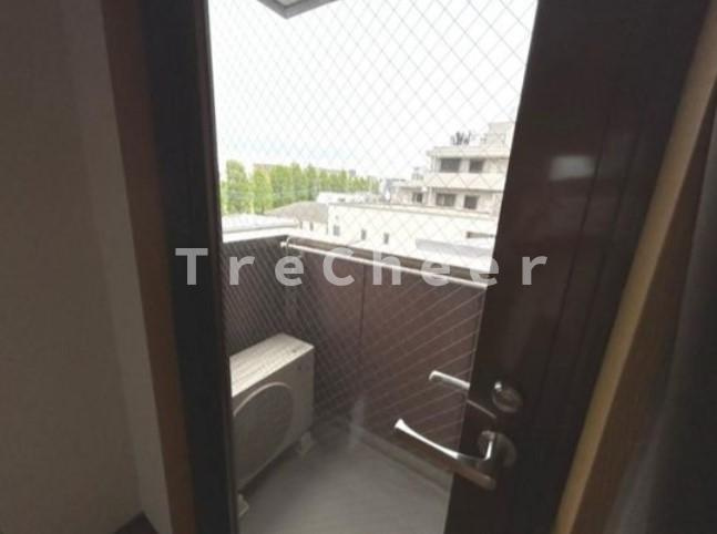 Lグランドのバルコニー