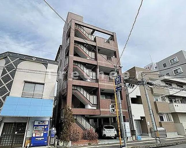 Lグランドの外観