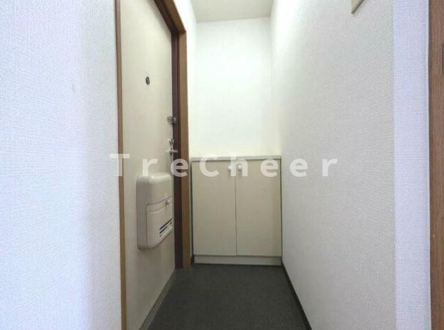 Lグランドの玄関