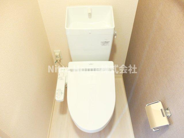 フォルティスのトイレ|嬉しいウォシュレット付き★