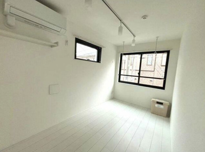 【寝室】 | Y's Court Akabane