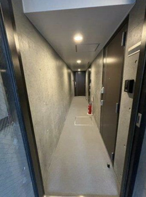 【玄関】 | Y's Court Akabane