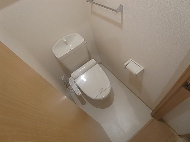 神戸市兵庫区松原通１丁目のアパートのトイレ|ウォシュレット付