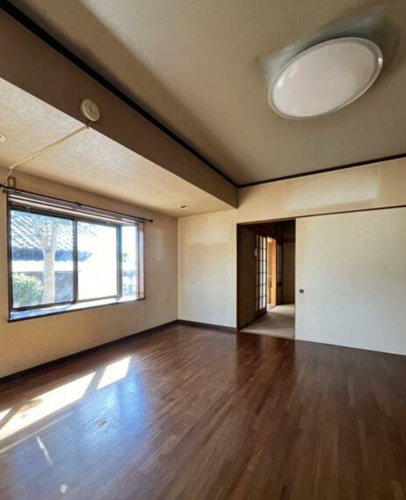 富士市大淵　中古戸建　の居間・リビング