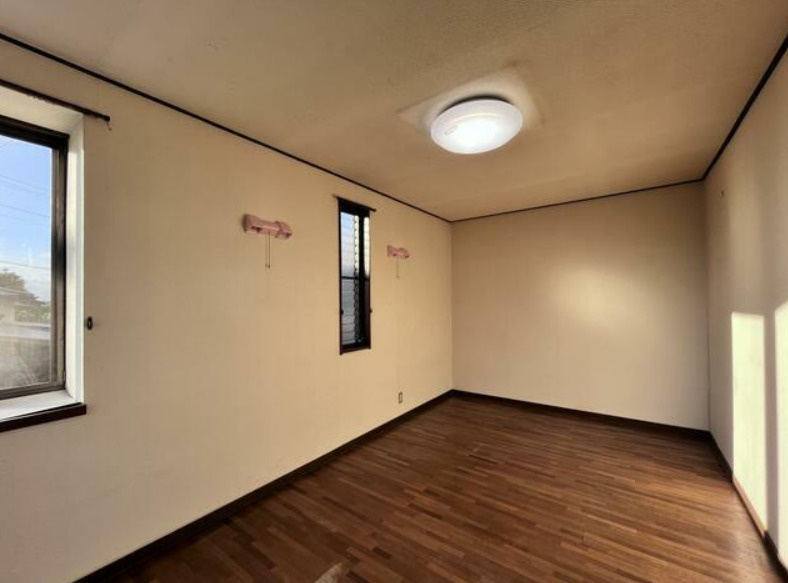 富士市大淵　中古戸建　の洋室