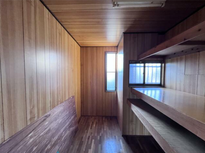 富士市大淵　中古戸建　の収納|1階洋室の納戸