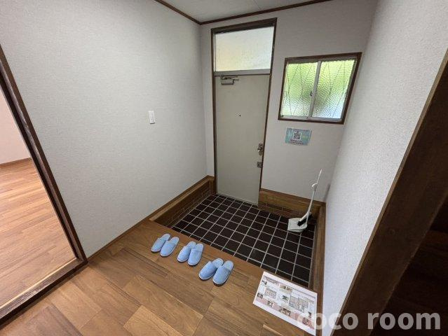 藤岡4丁目戸建の玄関