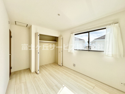 【洋室】 | 裾野市公文名 新築一戸建て A号棟 | 6帖の洋室です